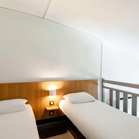 Paris Cdg Aeroport Szálloda 2*